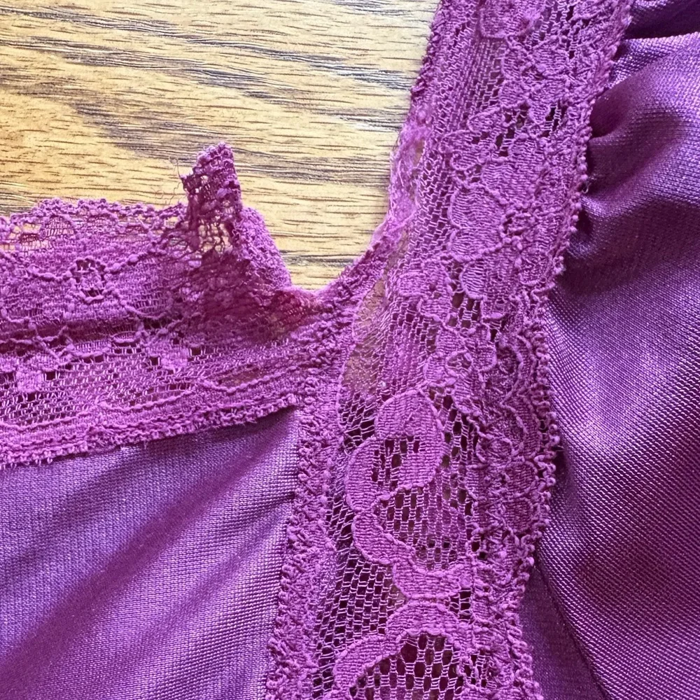 Vintage Gilead petite medium Elegant Purple Nightgown - Picture 6 of 13